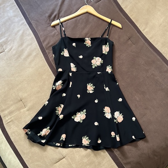 Reformation Kendall Mini Dress Black Floral Fit and Flare - Picture 9 of 16